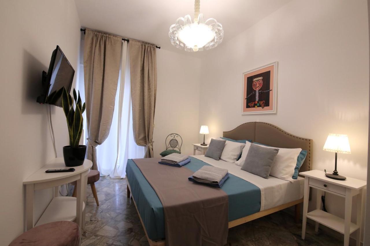 Cavour & Savoia Hotel Bari Exterior photo