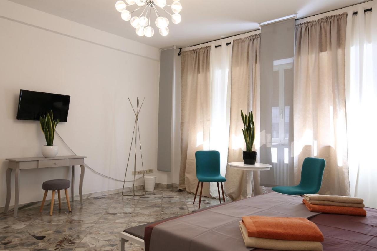 Cavour & Savoia Hotel Bari Exterior photo